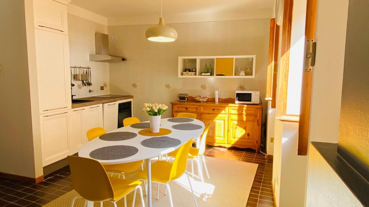 La Casa Della Rocca - Monferratohome Camagna Monferrato Luaran gambar